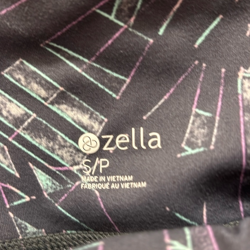 Zella Geometric Patterned Leggings - Picture 9 of 11